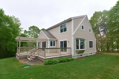 Exterior - 121 Old Dam Rd, Bourne, MA 02532 photo 5 of 8