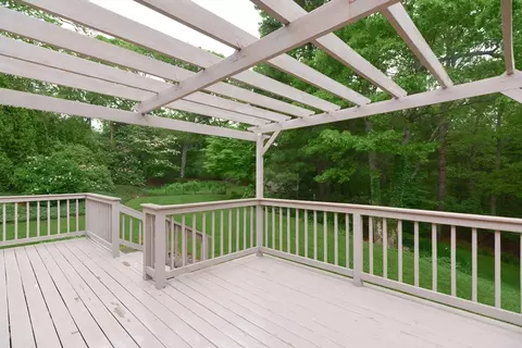 Exterior - 121 Old Dam Rd, Bourne, MA 02532 photo 7 of 8