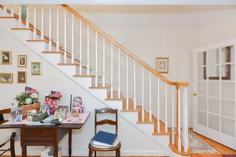 Entry Way - 121 Old Dam Rd, Bourne, MA 02532 photo 2 of 5