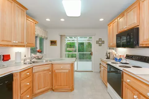 Kitchen - 121 Old Dam Rd, Bourne, MA 02532 photo 1 of 3