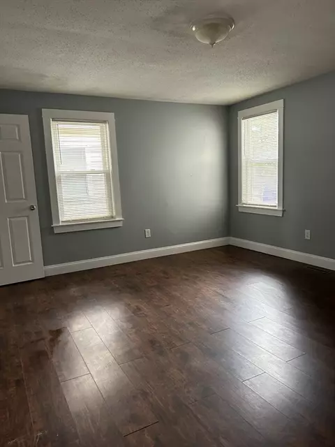 Bedroom - 20 Florida St, Springfield, MA 01109 photo 2 of 3