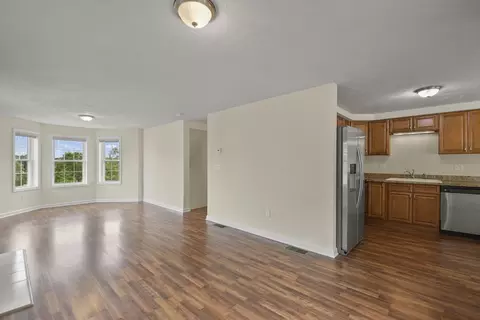 Living - 21 Bittersweet Blvd, Worcester, MA 01607 photo 3 of 3
