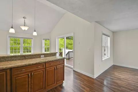 Entry Way - 21 Bittersweet Blvd, Worcester, MA 01607 photo 1 of 2
