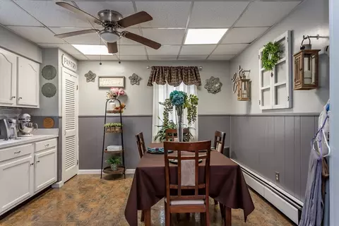 Dining - 2791 N Main St, Fall River, MA 02720 photo 1 of 3