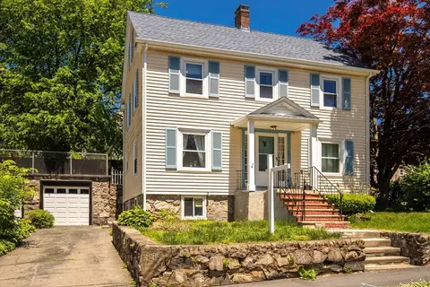 34 Blue Hill Terrace St, Milton, MA 02186