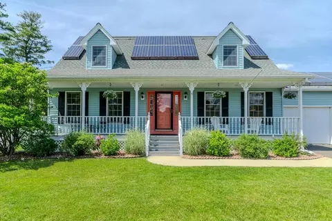 9 Elaine Dr, Ludlow, MA 01056