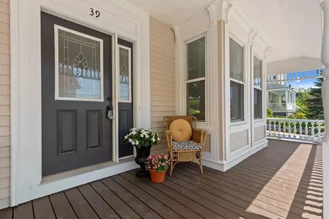 39 Beacon St #-, Gloucester, MA 01930