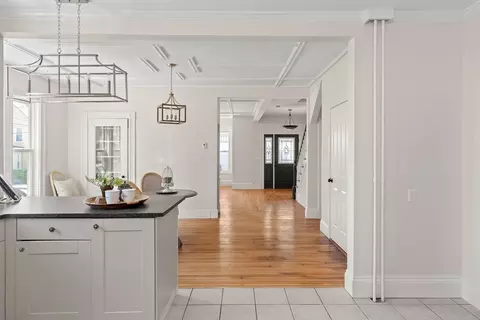 Entry Way - 39 Beacon St #-, Gloucester, MA 01930 photo 1 of 2