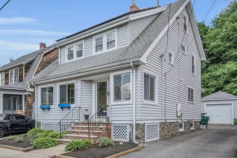 107 Victory Rd, Lynn, MA 01902