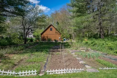 71 Central Tpke, Sutton, MA 01590 photo 34