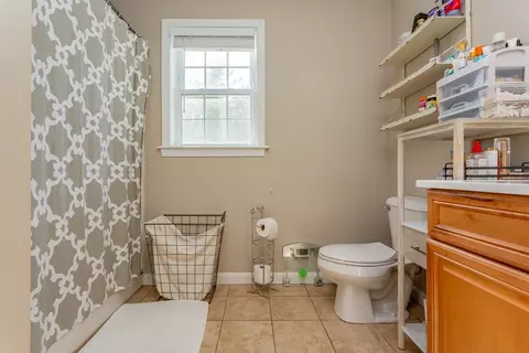 Bath - 264 Charge Pond Rd, Wareham, MA 02571 photo 2 of 3