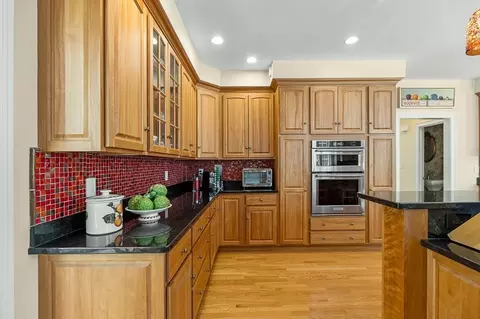 7 Tall Tree Dr, Beverly, MA 01915 photo 12