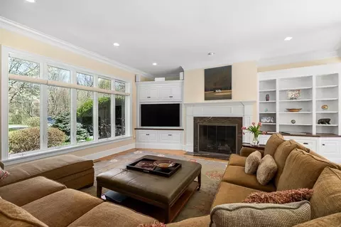 7 Tall Tree Dr, Beverly, MA 01915 photo 8