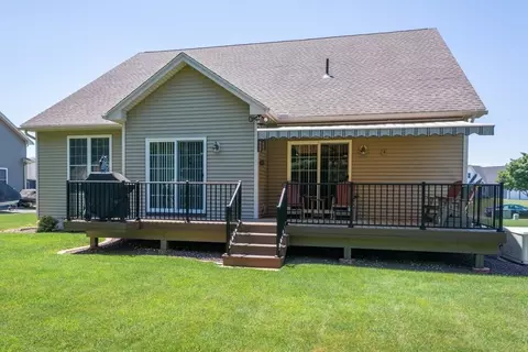 93 Caddyshack Dr, Chicopee, MA 01020 photo 35