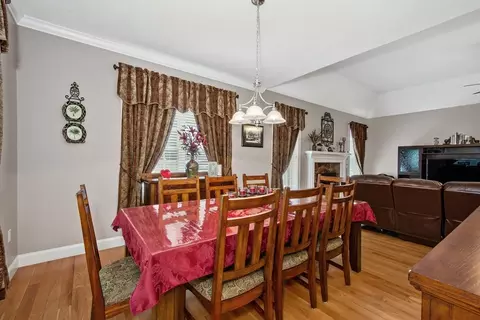 93 Caddyshack Dr, Chicopee, MA 01020 photo 7