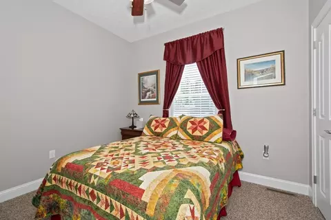 93 Caddyshack Dr, Chicopee, MA 01020 photo 20