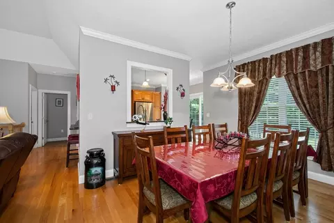 93 Caddyshack Dr, Chicopee, MA 01020 photo 10