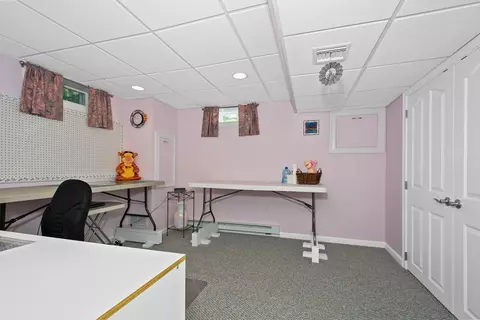 93 Caddyshack Dr, Chicopee, MA 01020 photo 30