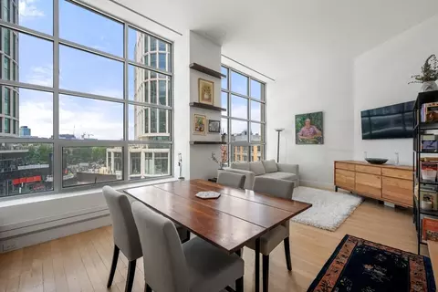 360 Newbury St #404, Boston, MA 02115