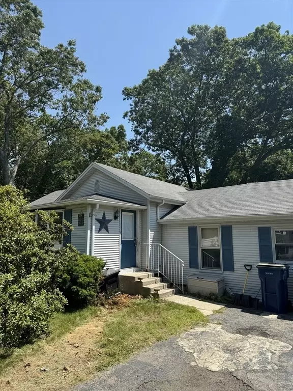 174 Holliston St, Medway, MA 02053 5 Photos Movoto