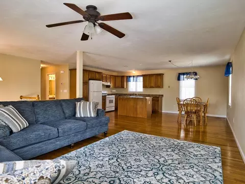 46 Terry Ln, Fall River, MA 02720 photo 16