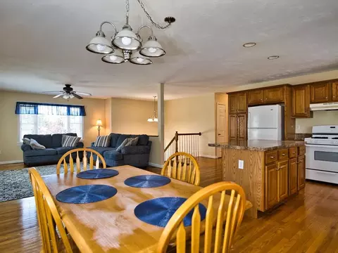 46 Terry Ln, Fall River, MA 02720 photo 15
