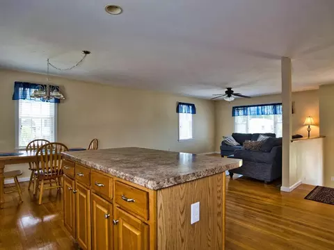 46 Terry Ln, Fall River, MA 02720 photo 14
