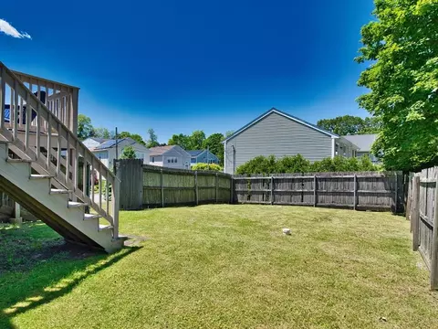 46 Terry Ln, Fall River, MA 02720 photo 7