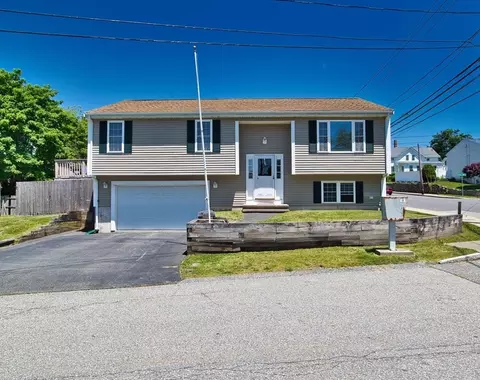 46 Terry Ln, Fall River, MA 02720 photo 1