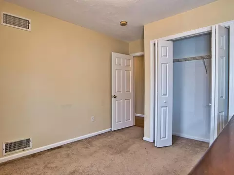 46 Terry Ln, Fall River, MA 02720 photo 19