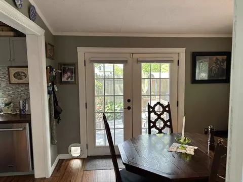 Entry Way - 9 1st Ave, Wareham, MA 02571 photo 1 of 3