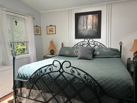 Bedroom - 9 1st Ave, Wareham, MA 02571 photo 1 of 6