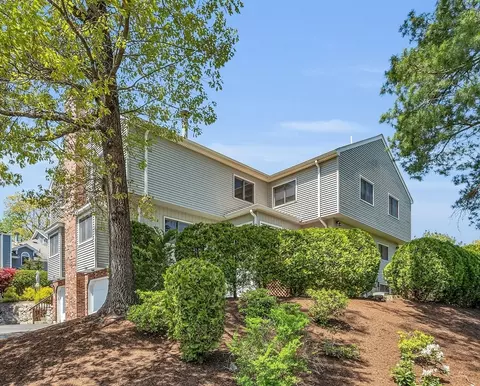 164 Arrowhead Cir #164, Ashland, MA 01721