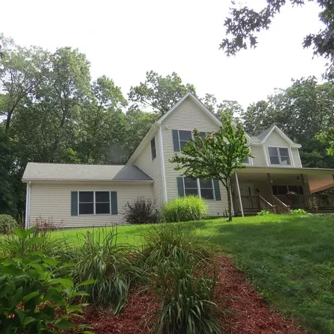 888 Florence Rd, Northampton, MA 01062