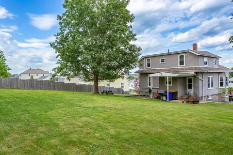 Exterior - 123 Huard St, Fall River, MA 02721 photo 7 of 8