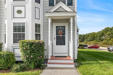 10 Merrimac Way #H, Tyngsborough, MA 01879