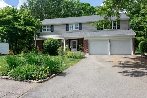 69 Oakhill Dr, Sharon, MA 02067