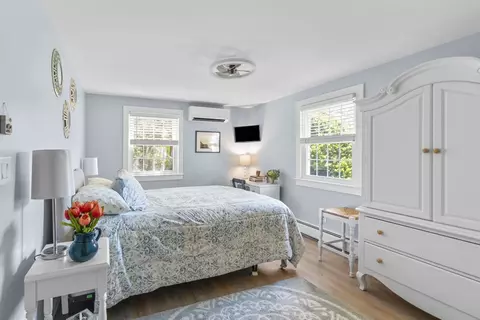 Bedroom - 70 Lakeside Dr E, Barnstable, MA 02632 photo 1 of 6