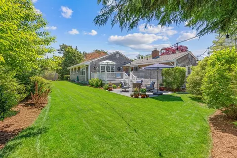 Exterior - 70 Lakeside Dr E, Barnstable, MA 02632 photo 5 of 10