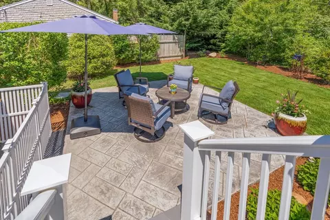 Exterior - 70 Lakeside Dr E, Barnstable, MA 02632 photo 9 of 10