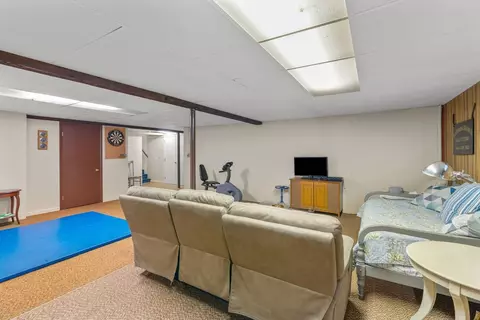 Bedroom - 70 Lakeside Dr E, Barnstable, MA 02632 photo 5 of 6