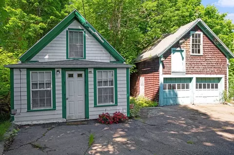 Exterior - 267 Pleasant St, Canton, MA 02021 photo 1 of 2