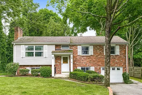6 Nathaniel Rd, Winchester, MA 01890