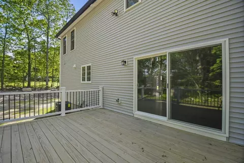 Exterior - 47 Barrows Rd, Worcester, MA 01609 photo 2 of 7