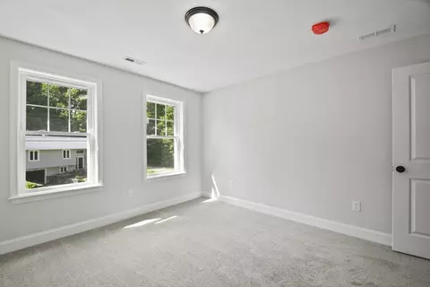 Bedroom - 47 Barrows Rd, Worcester, MA 01609 photo 7 of 8