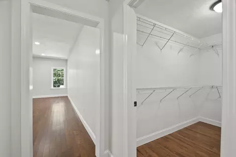 Entry Way - 47 Barrows Rd, Worcester, MA 01609 photo 2 of 3