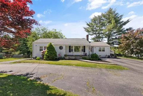 64 Howard St, Saugus, MA 01906