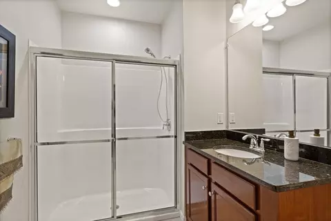 9 Abigail Way #2004, Reading, MA 01867 photo 17