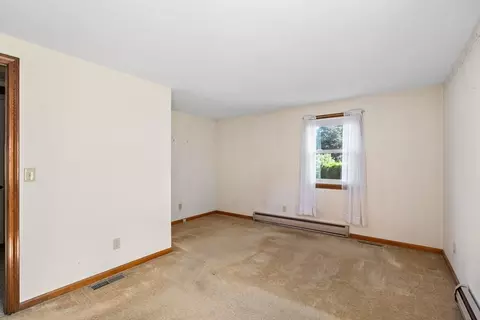 2 Matthew Dr, Easthampton, MA 01027 photo 14
