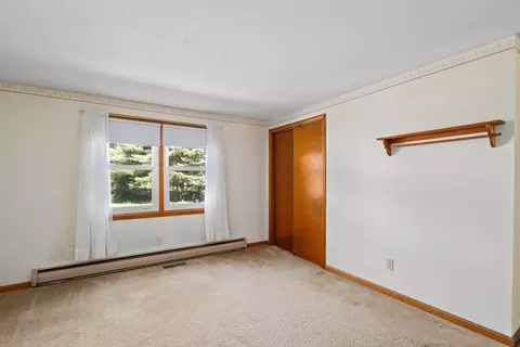 2 Matthew Dr, Easthampton, MA 01027 photo 17